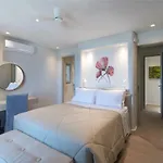 Bay Mykonos טורלוס