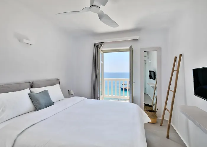Bay Mykonos Tourlos